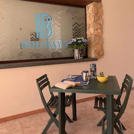 B Holidays * Кабрас