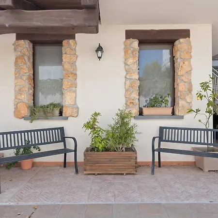 B Holidays 아파트