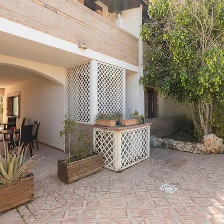 B Holidays 아파트 *