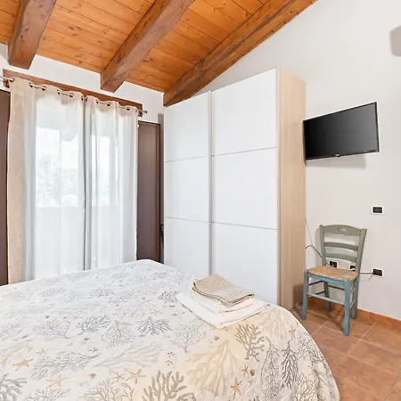 아파트 B Holidays *