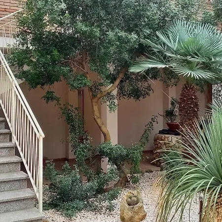 Apartment B Holidays *